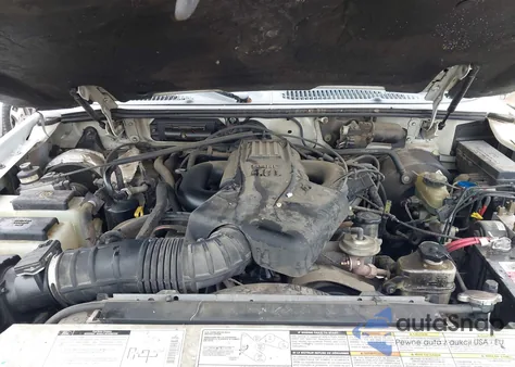 1999 Ford Explorer Eddie Bauer/Limited Edition/Xlt from USA, damaged, VIN 1FMZU32E2XZA25151